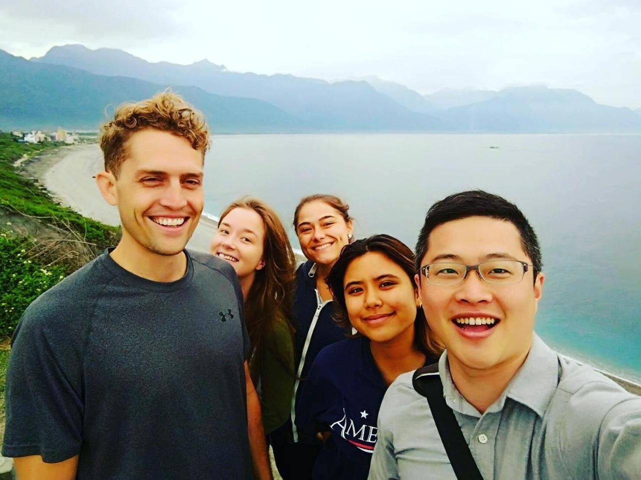 World Inn 窩二樓小客棧民宿 Hualien Eksteriør bilde