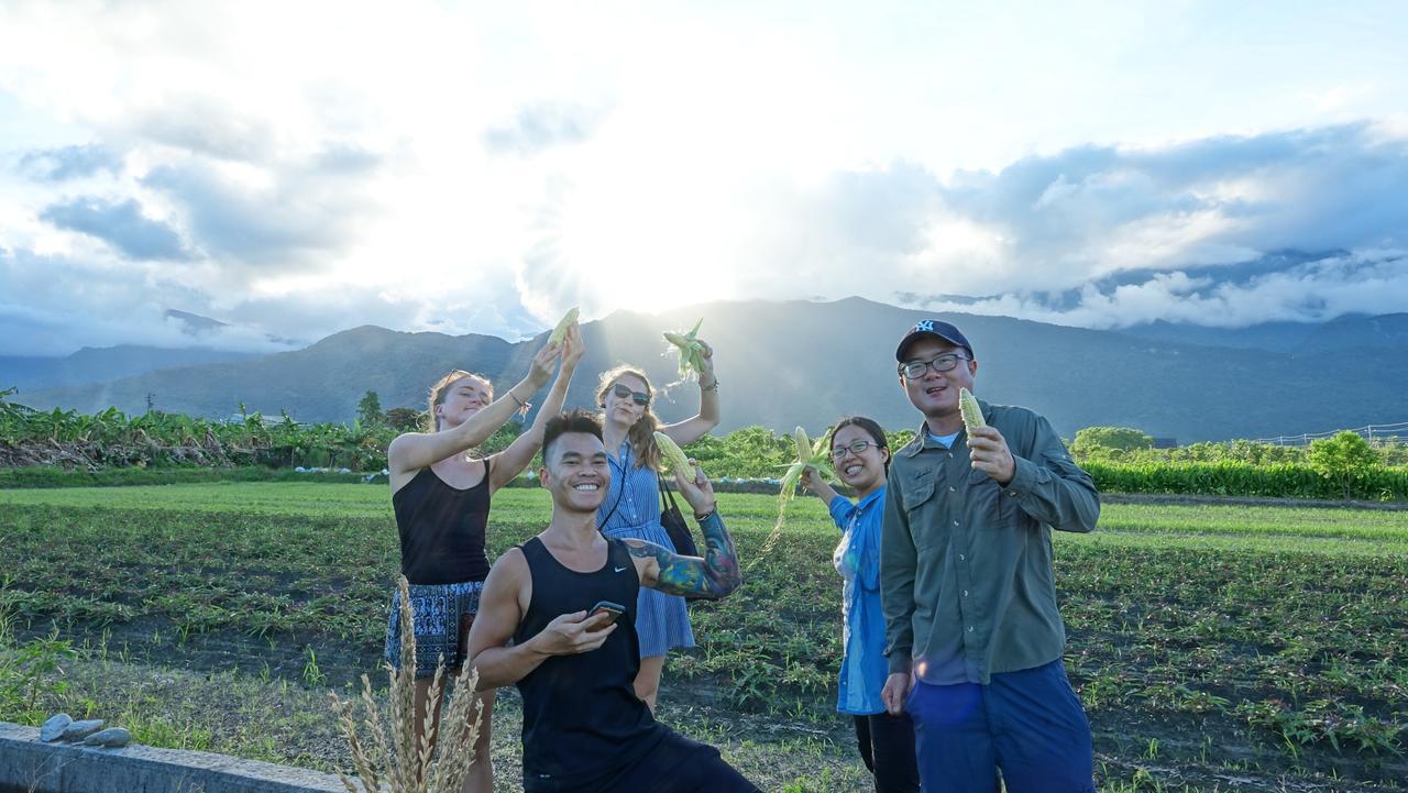 World Inn 窩二樓小客棧民宿 Hualien Eksteriør bilde